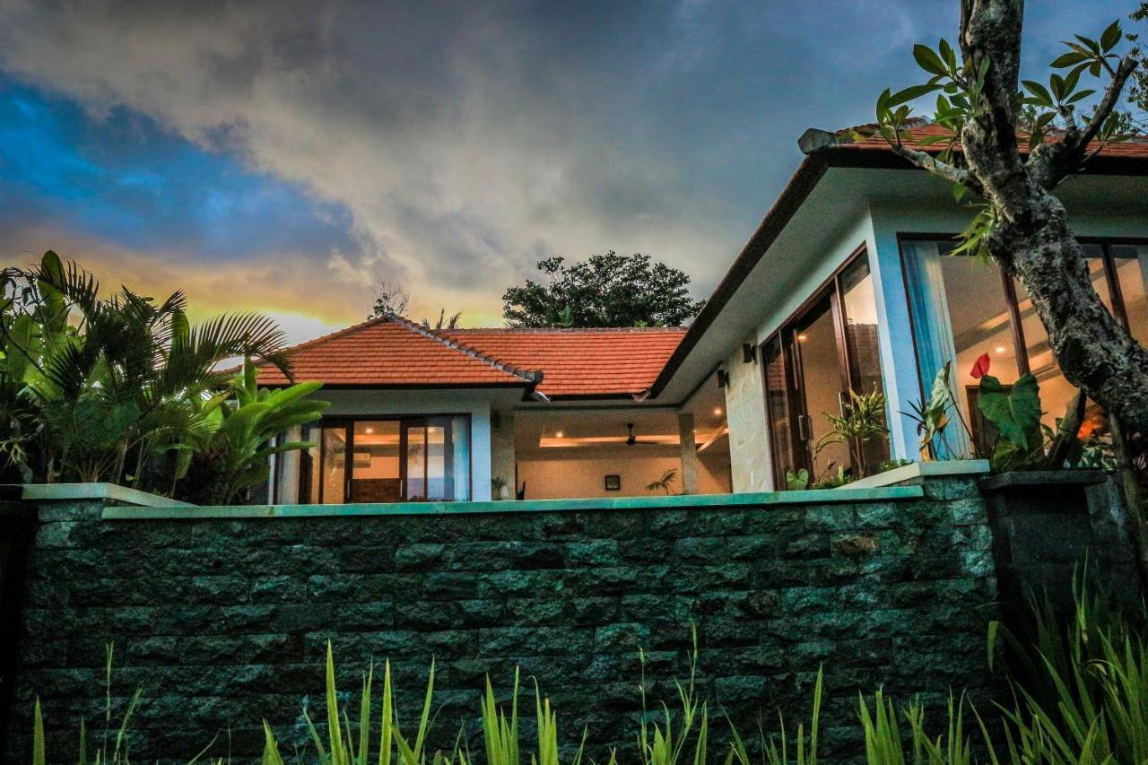 The Sidemen Villa Buitenkant foto
